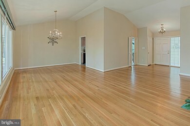 5910 Merritt Place, Falls Church, VA 22041 - photo 7