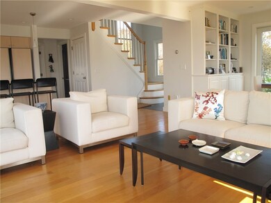 Open living/dining/kitchen