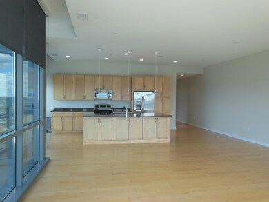 300 W Spring St #1104 012.JPG