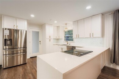 310 Brook Dr NE, Atlanta, GA 30328 - photo 6