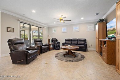 06-Family Room