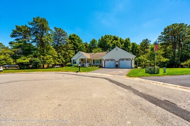 6 Stonybrook Ct, Whiting, NJ 08759 - photo 3