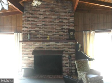 116 River Cliff Dr, Harpers Ferry, WV 25425 - photo 3