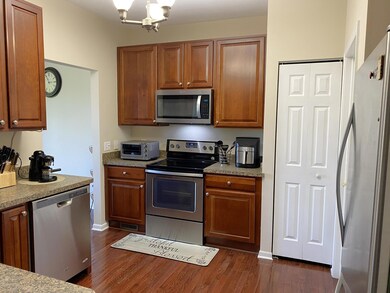5614 Gallery Park Dr unit 32, Ann Arbor, MI 48103 - photo 7