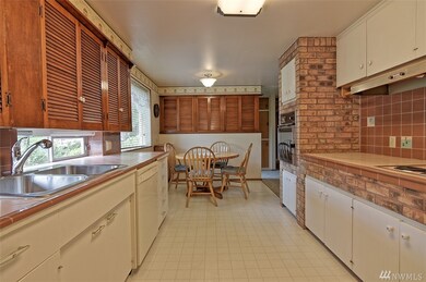 7817 189th Place SW, Edmonds, WA 98026 - photo 2