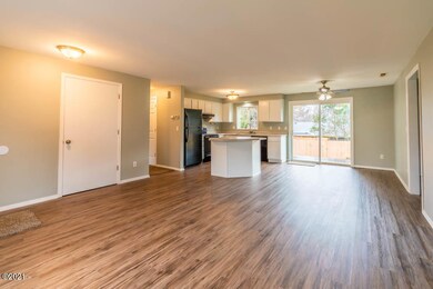 1118 SW 11th St, Lincoln City, OR 97367 - photo 6