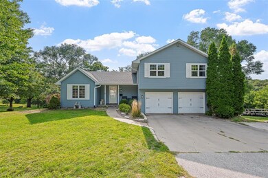 213 College Ave, Colfax, IA 50054 - photo 2