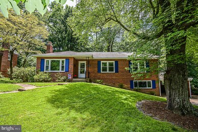 3327 Military Dr, Falls Church, VA 22044 - photo 2
