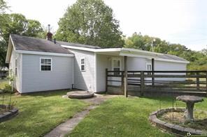 unlisted-address, Columbus, IN 47201 - photo 5