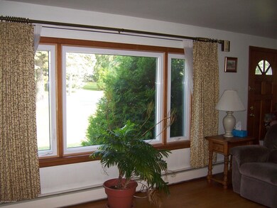 319 S Main Rd, Mountain Top, PA 18707 - photo 5