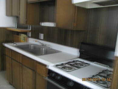 1406 Saiz Ln 8 025