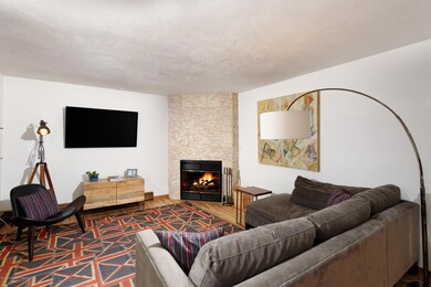 602WrenCourt_HiRes_09