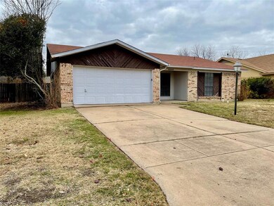 8205 O Brian Way, North Richland Hills, TX 76180 - photo 3