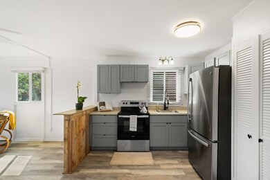 471 Liholiho St unit 13, Wailuku, HI 96793 - photo 7