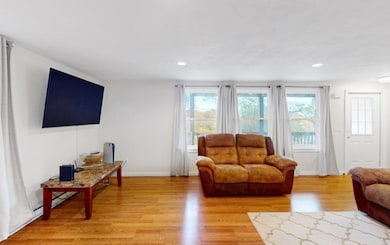 5 Swan Ave, Worcester, MA 01602 - photo 3