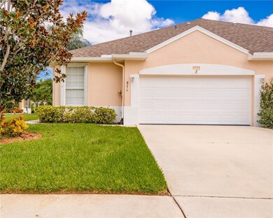 471 E Tangerine Square SW, Vero Beach, FL 32968 - photo 2