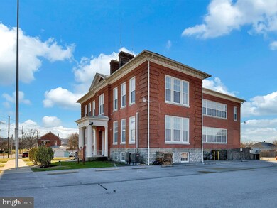 20 W Market St unit APARTMENT 8, Palmyra, PA 17078 - photo 3