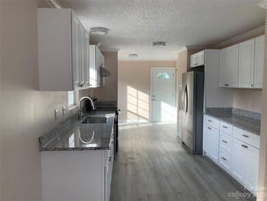 2240 Pace Rd, Hendersonville, NC 28792 - photo 7