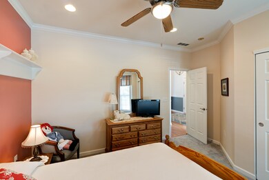 12570 Broadmoor Ct N, Fishers, IN 46037 - photo 3