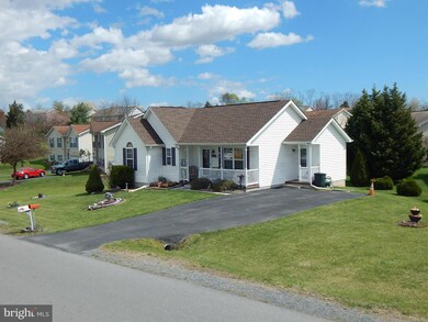 207 Bane Berry Ln, Martinsburg, WV 25404 - photo 2