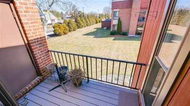 11 Shore Rd unit 4C, Somers Point, NJ 08244 - photo 3