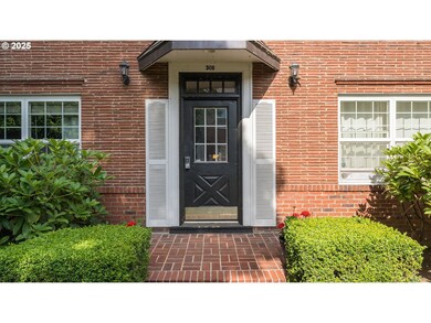 308 E 12th St unit 308-B, Vancouver, WA 98660 - photo 2