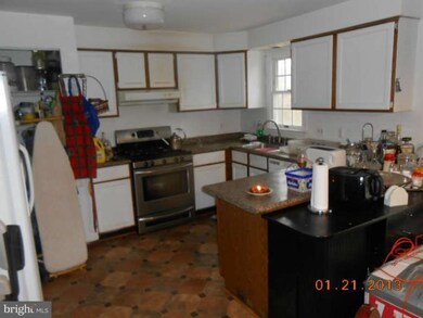 9312 4th St, Lanham, MD 20706 - photo 7