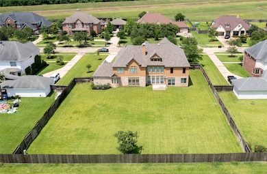 Showcases a spacious home with a large, well-maint