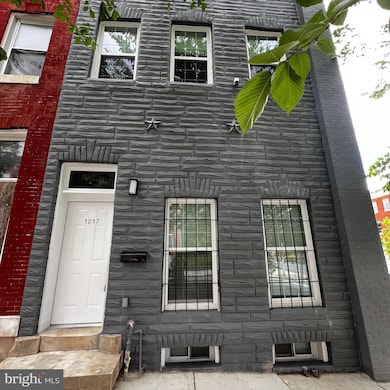 1217 W Lanvale St, Baltimore, MD 21217 - photo 2
