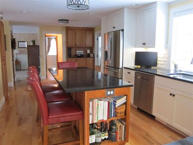 40 White Plains Ave, Londonderry, NH 03053 - photo 6