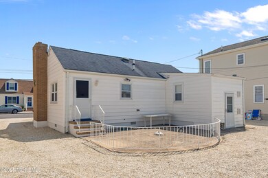 19 Elizabeth Ave, Lavallette, NJ 08735 - photo 4