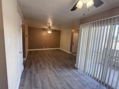 4601 Carlisle Blvd NE unit H-5, Albuquerque, NM 87109 - photo 5