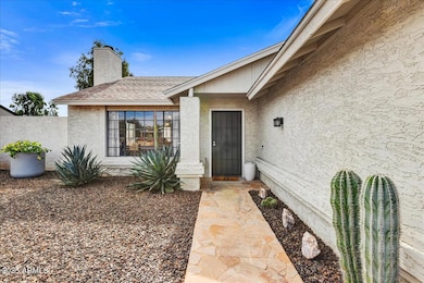 1713 E Aire Libre Ave, Phoenix, AZ 85022 - photo 2