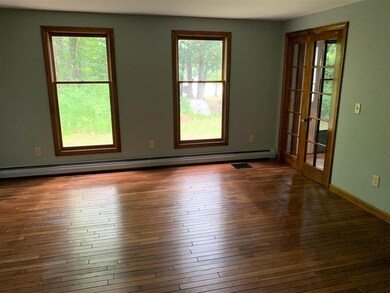 18 Hartson Cir, Hudson, NH 03051 - photo 4