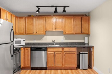 545 Calef Rd unit 23, Manchester, NH 03103 - photo 4