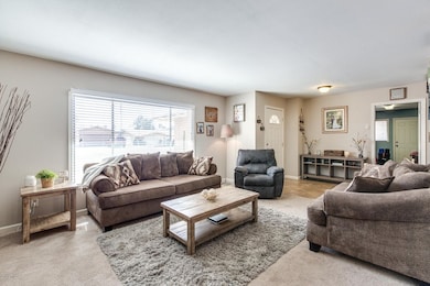 3634 W Hearn (7)