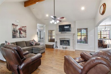 562 Highland Rd, Springtown, TX 76082 - photo 7