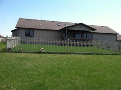 9100 Drake Dr, Saint John, IN 46373 - photo 3