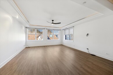 10 E Burlington St unit 3C, Riverside, IL 60546 - photo 4