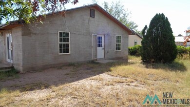 403 N Maple St, Carlsbad, NM 88220 - photo 6