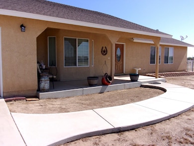 5771 Charan Rd, Rosamond, CA 93560 - photo 6
