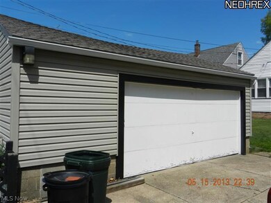 1327 24th St NE, Canton, OH 44714 - photo 3