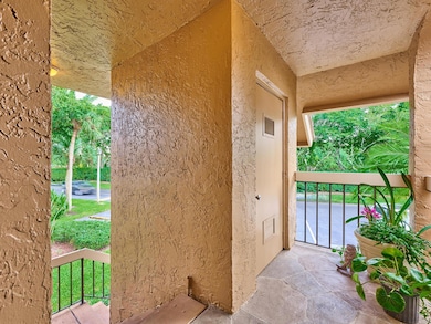 11262 Green Lake Dr unit 2040, Boynton Beach, FL 33437 - photo 6