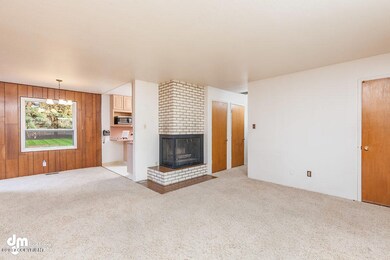 Living Room 20170926-DW-3031-SMALL
