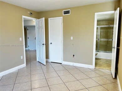 6091 W 22nd Ct unit 101, Hialeah, FL 33016 - photo 7