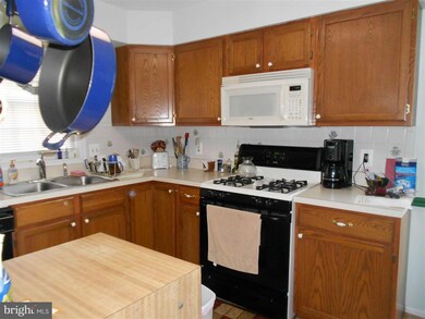 218 Edridge Way, Catonsville, MD 21228 - photo 3