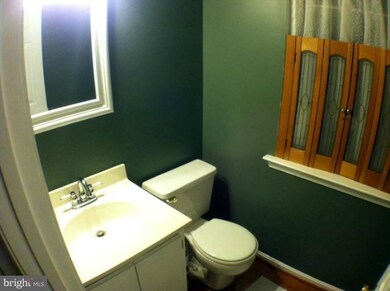 14013D Grumble Jones Ct, Centreville, VA 20121 - photo 3