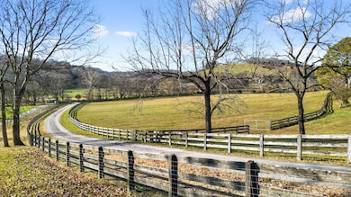 2640 Fry Branch Rd, Lynnville, TN 38472 - photo 2