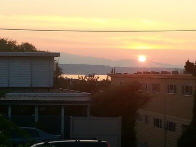 317 3rd Ave S unit 103, Edmonds, WA 98020 - photo 2