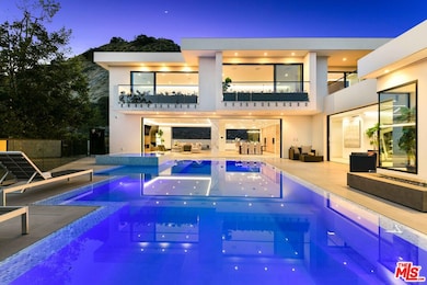 5107 Los Hermosos Way, Los Angeles, CA 90027 - photo 2